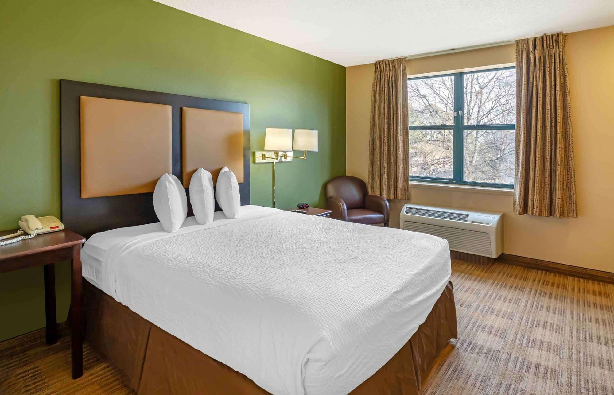 Extended America - - Coliseum Hotel 2*